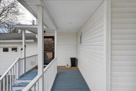 32 Burnt Cove Road Stonington ME 04681