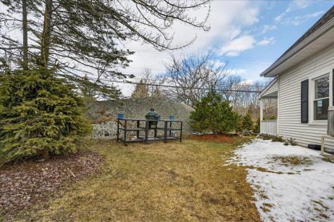 32 Burnt Cove Road Stonington ME 04681