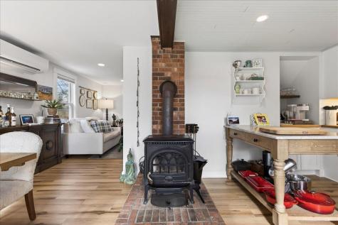 32 Burnt Cove Road Stonington ME 04681