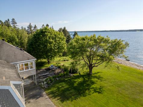 48 Sheltons Road Trenton ME 04605