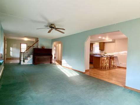 102 Poland Road Auburn ME 04210