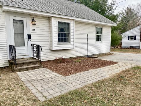 102 Poland Road Auburn ME 04210
