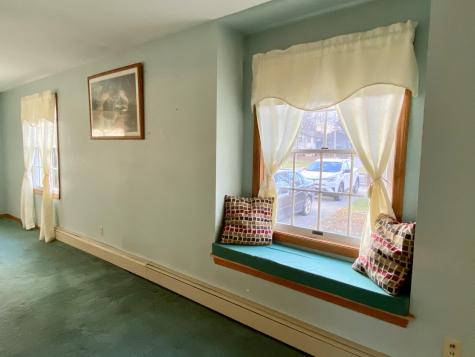 102 Poland Road Auburn ME 04210