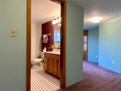 102 Poland Road Auburn ME 04210