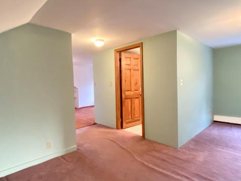 102 Poland Road Auburn ME 04210