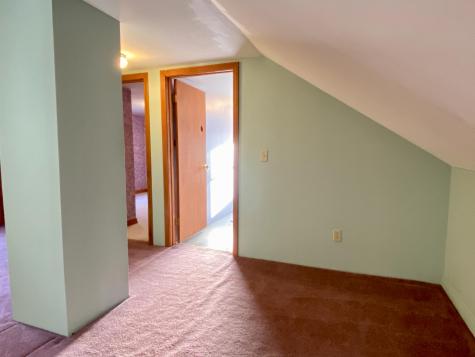102 Poland Road Auburn ME 04210