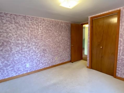 102 Poland Road Auburn ME 04210