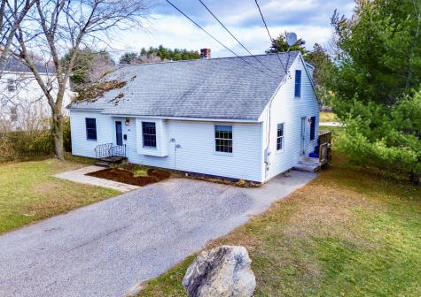 102 Poland Road Auburn ME 04210