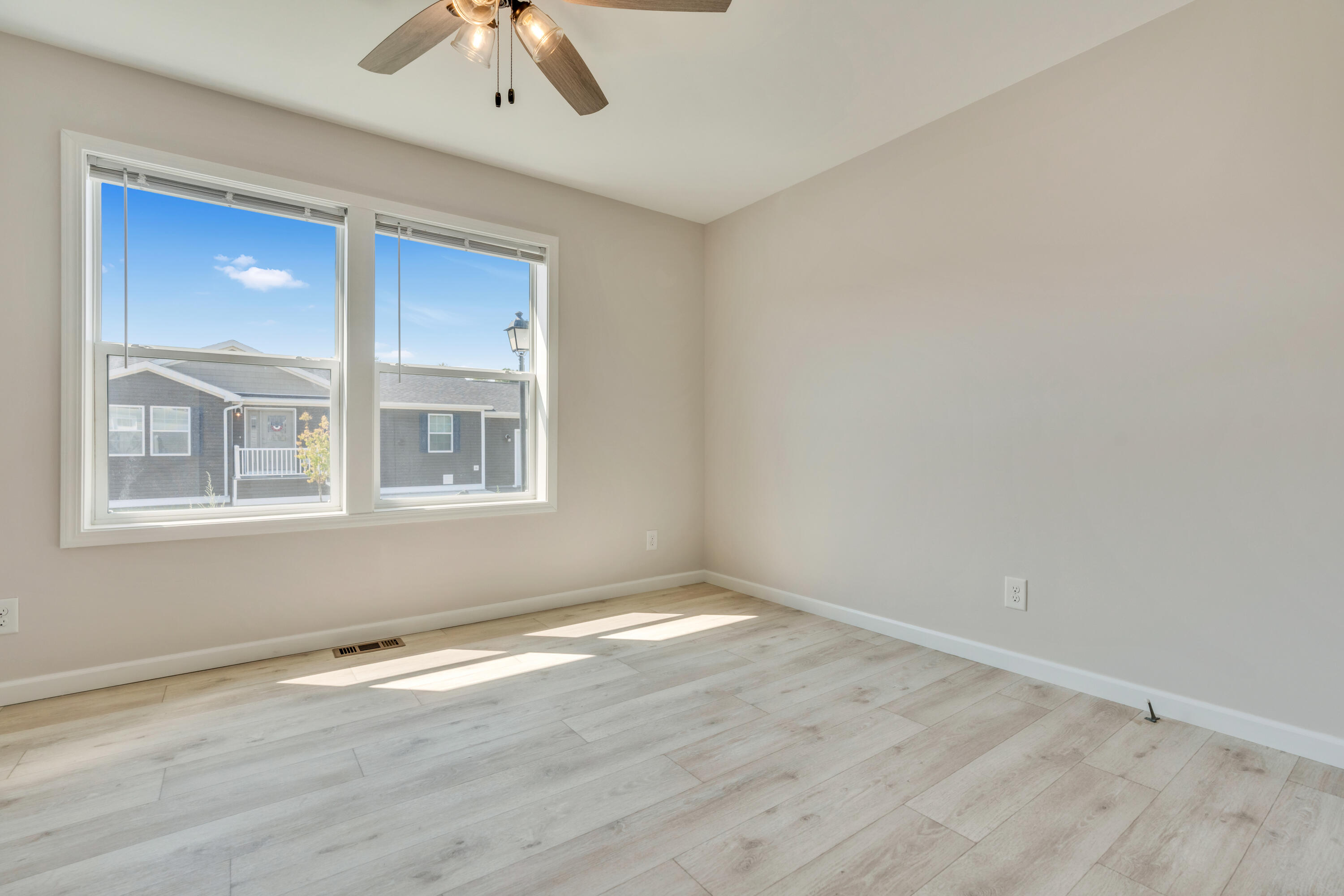 10 Colony Way Kittery ME 03904