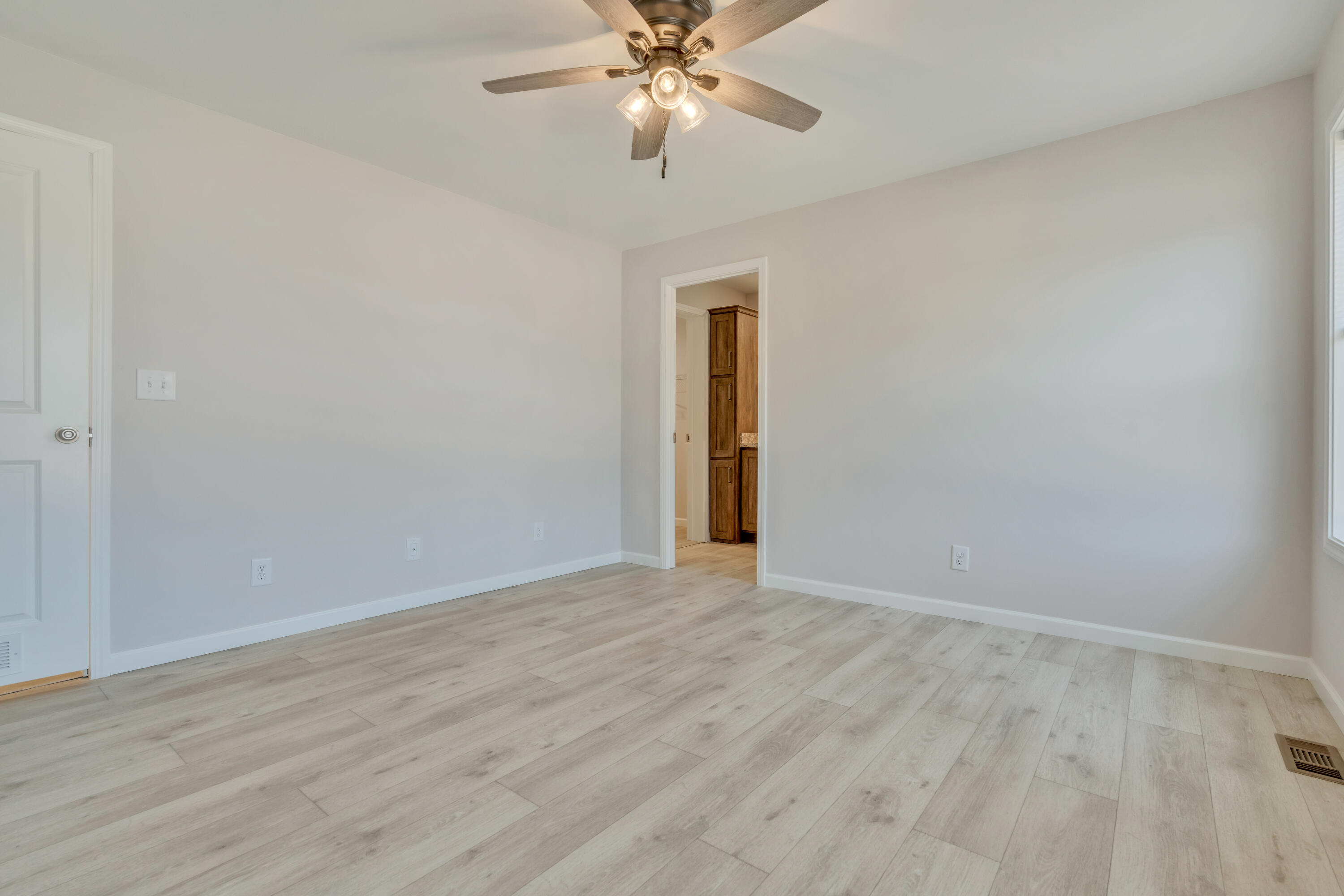 10 Colony Way Kittery ME 03904