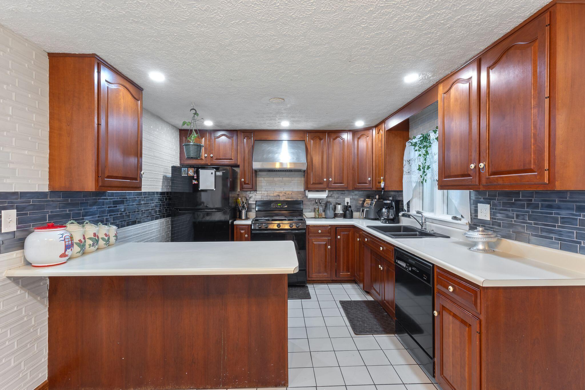 3 Arbutus Avenue Old Orchard Beach ME 04064