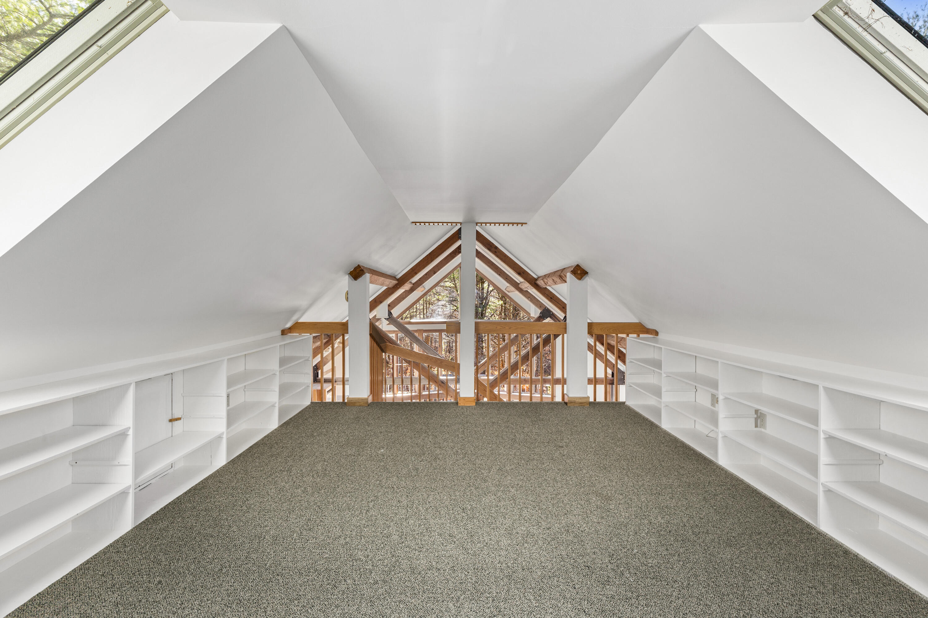 138 Cross Point Road Edgecomb ME 04556