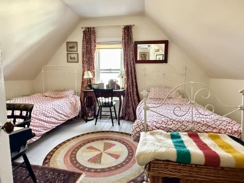 7 Mountain Street Vinalhaven ME 04863