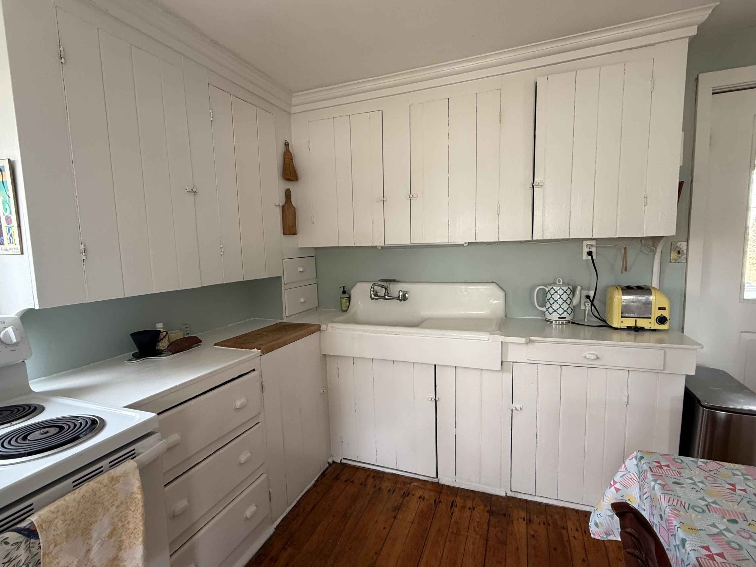 7 Mountain Street Vinalhaven ME 04863