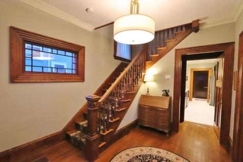 15 Mckinley Street Bangor ME 04401