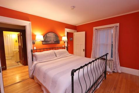 15 Mckinley Street Bangor ME 04401