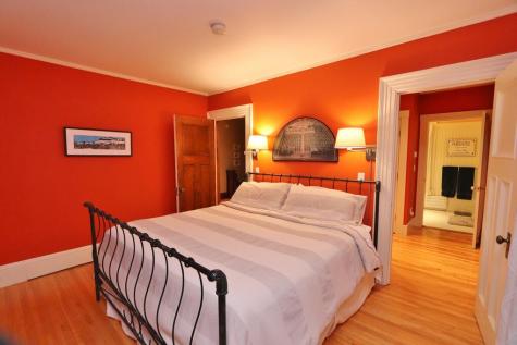 15 Mckinley Street Bangor ME 04401