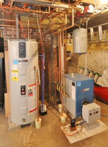 15 Mckinley Street Bangor ME 04401