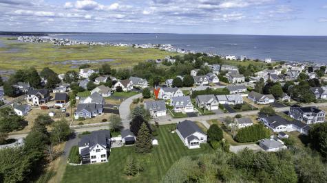 813 Ocean Avenue Wells ME 04090