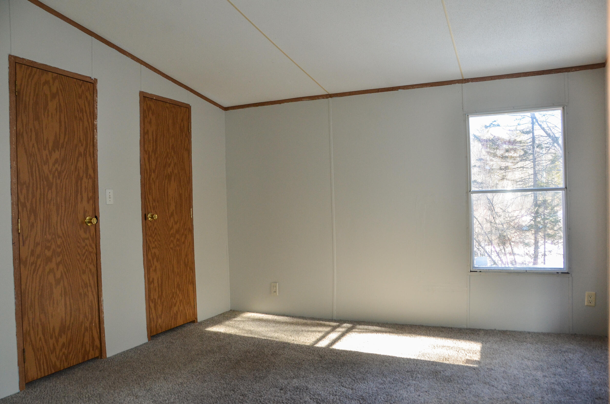 65 Weeks Road Gardiner ME 04345