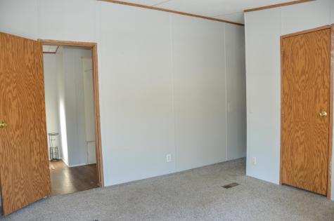 65 Weeks Road Gardiner ME 04345