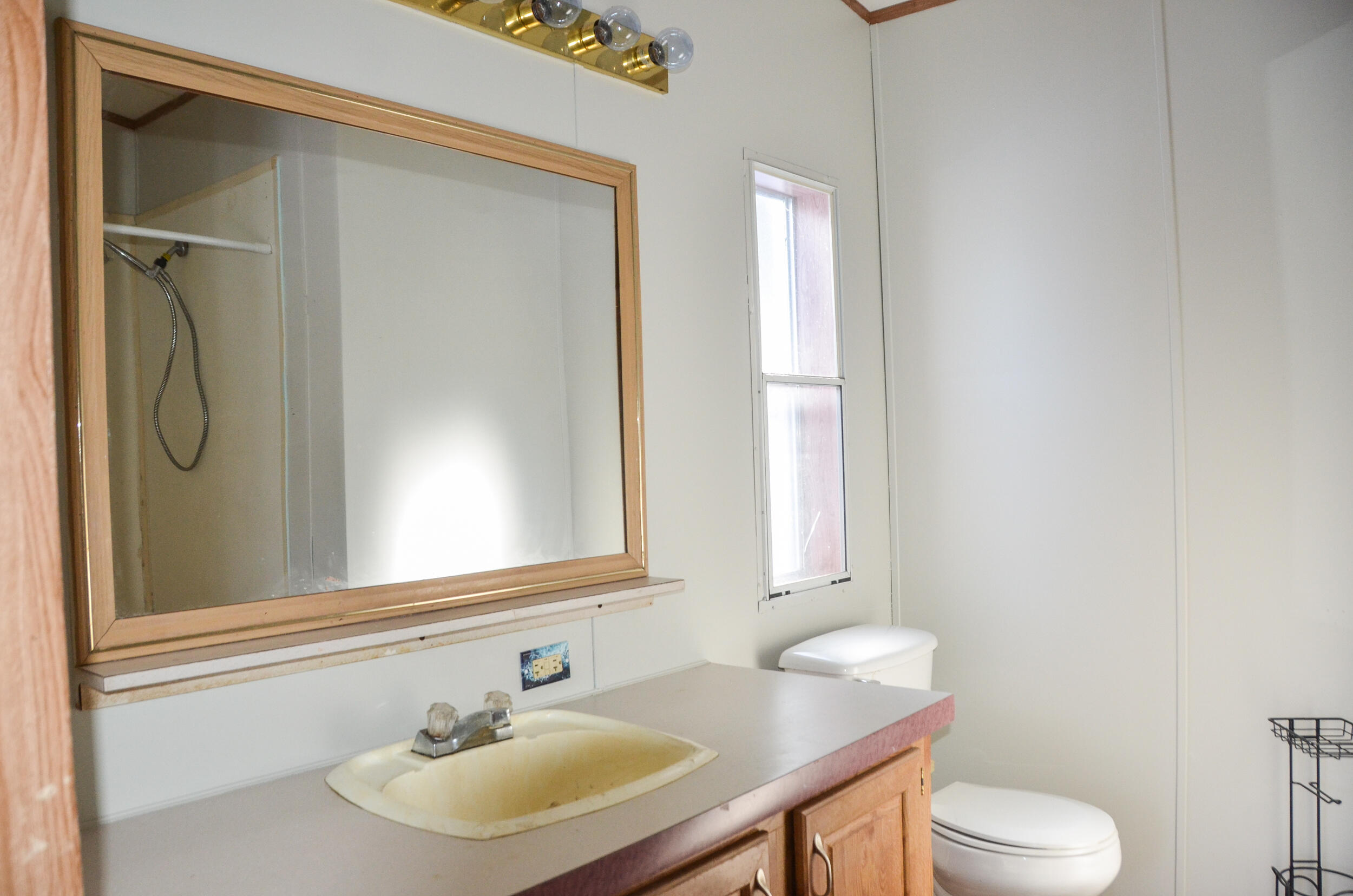 65 Weeks Road Gardiner ME 04345