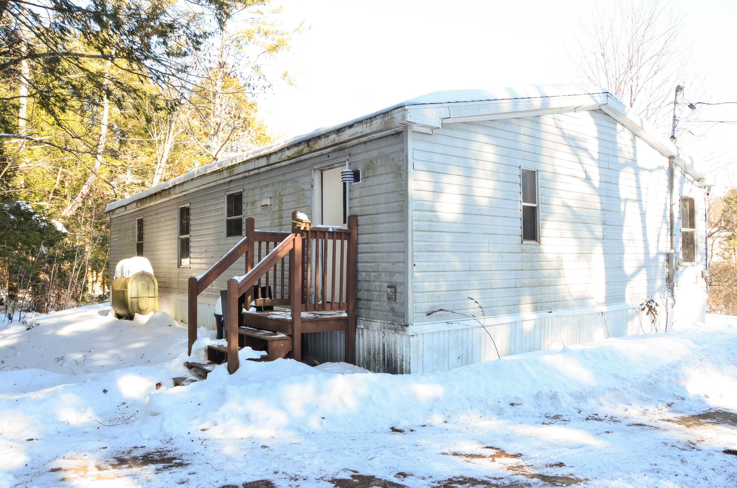 65 Weeks Road Gardiner ME 04345