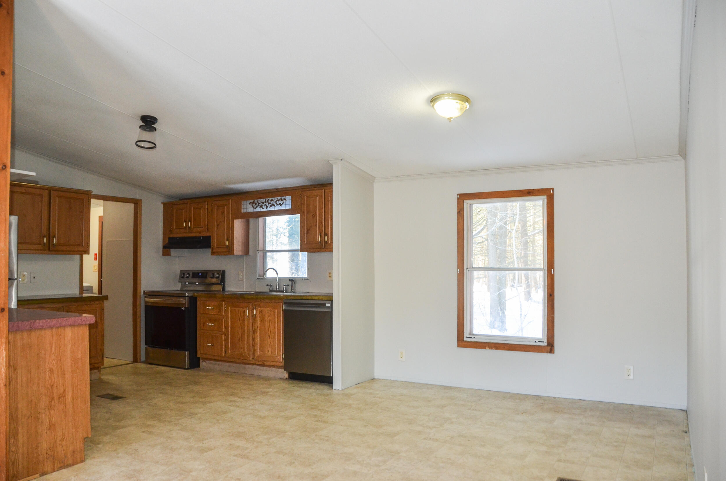 65 Weeks Road Gardiner ME 04345