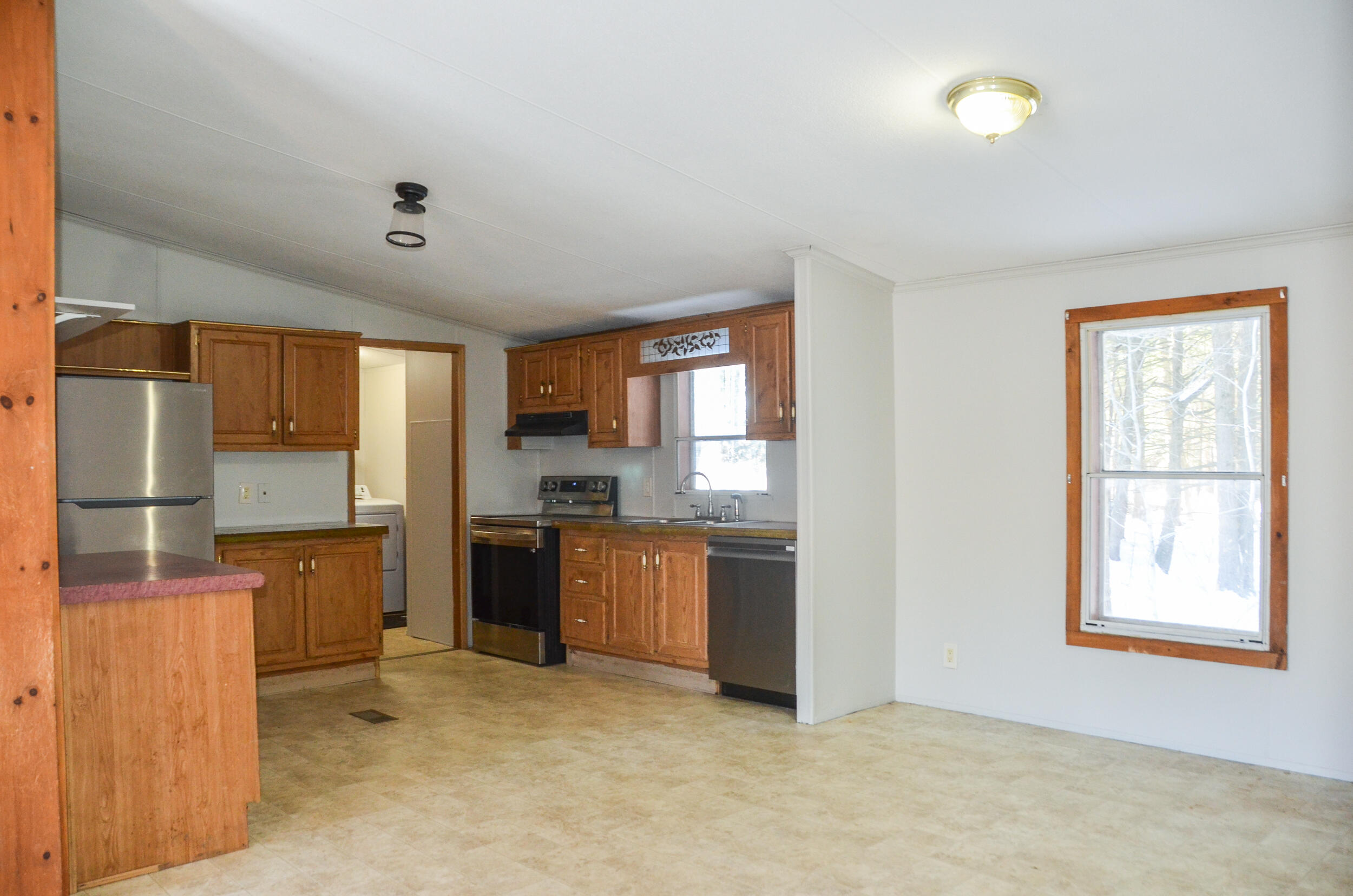 65 Weeks Road Gardiner ME 04345