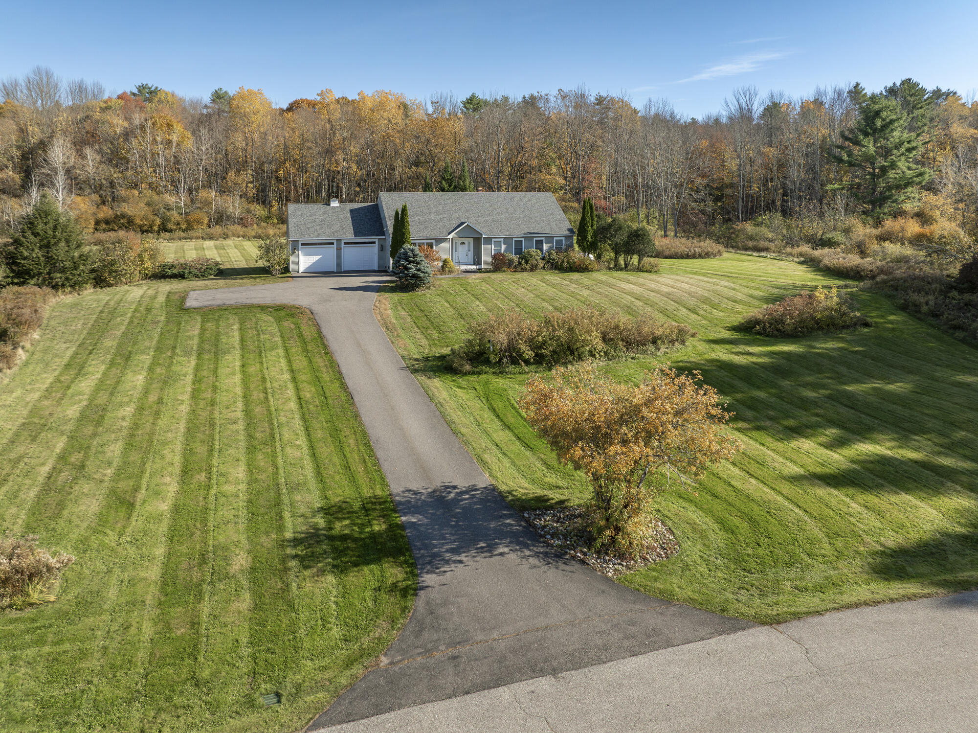 15 Sunset Ridge Cumberland ME 04021