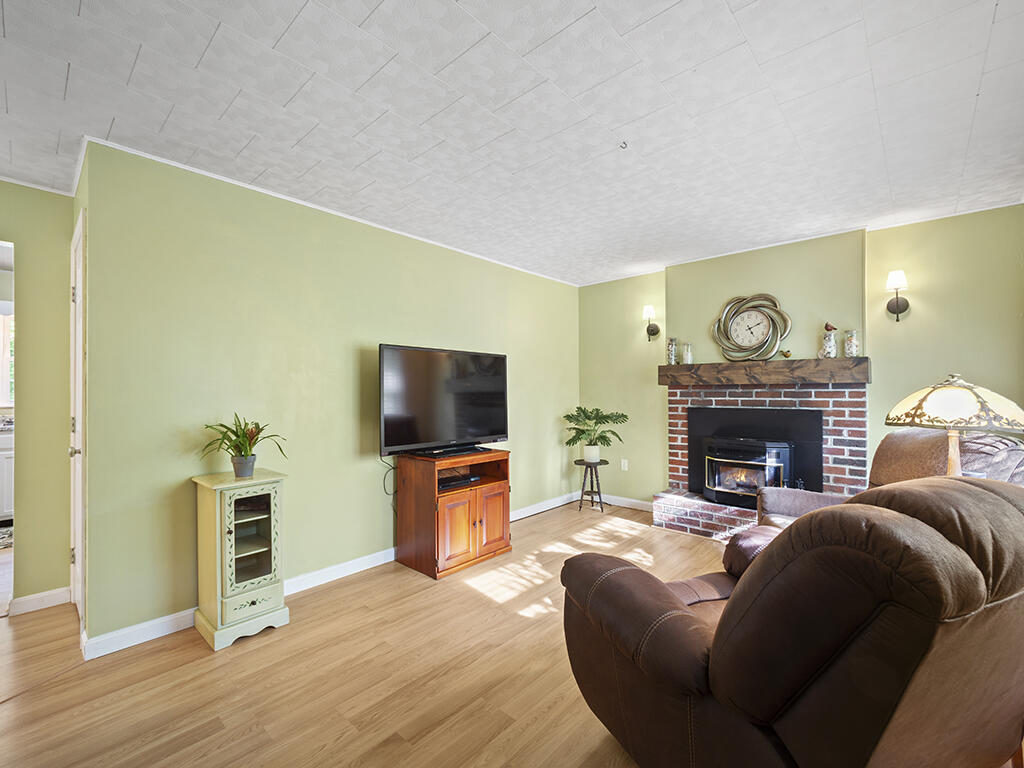 20 Nickerson Lane Rome ME 04963