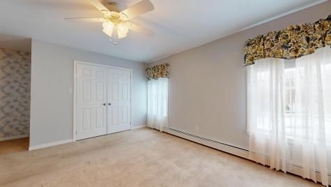 233 Middle Street Farmington ME 04938