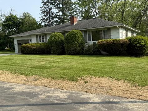 29 Birchwood Boulevard Boulevard Brewer ME 04412