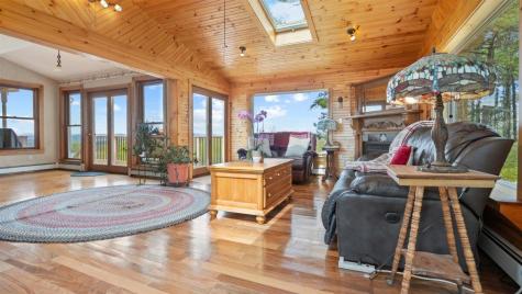 75 Farnum Lane Sebago ME 04029