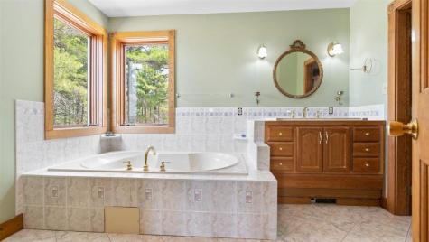 75 Farnum Lane Sebago ME 04029