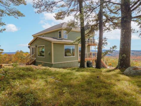 75 Farnum Lane Sebago ME 04029