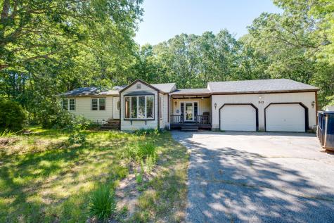 50 Acorn Drive Wells ME 04090