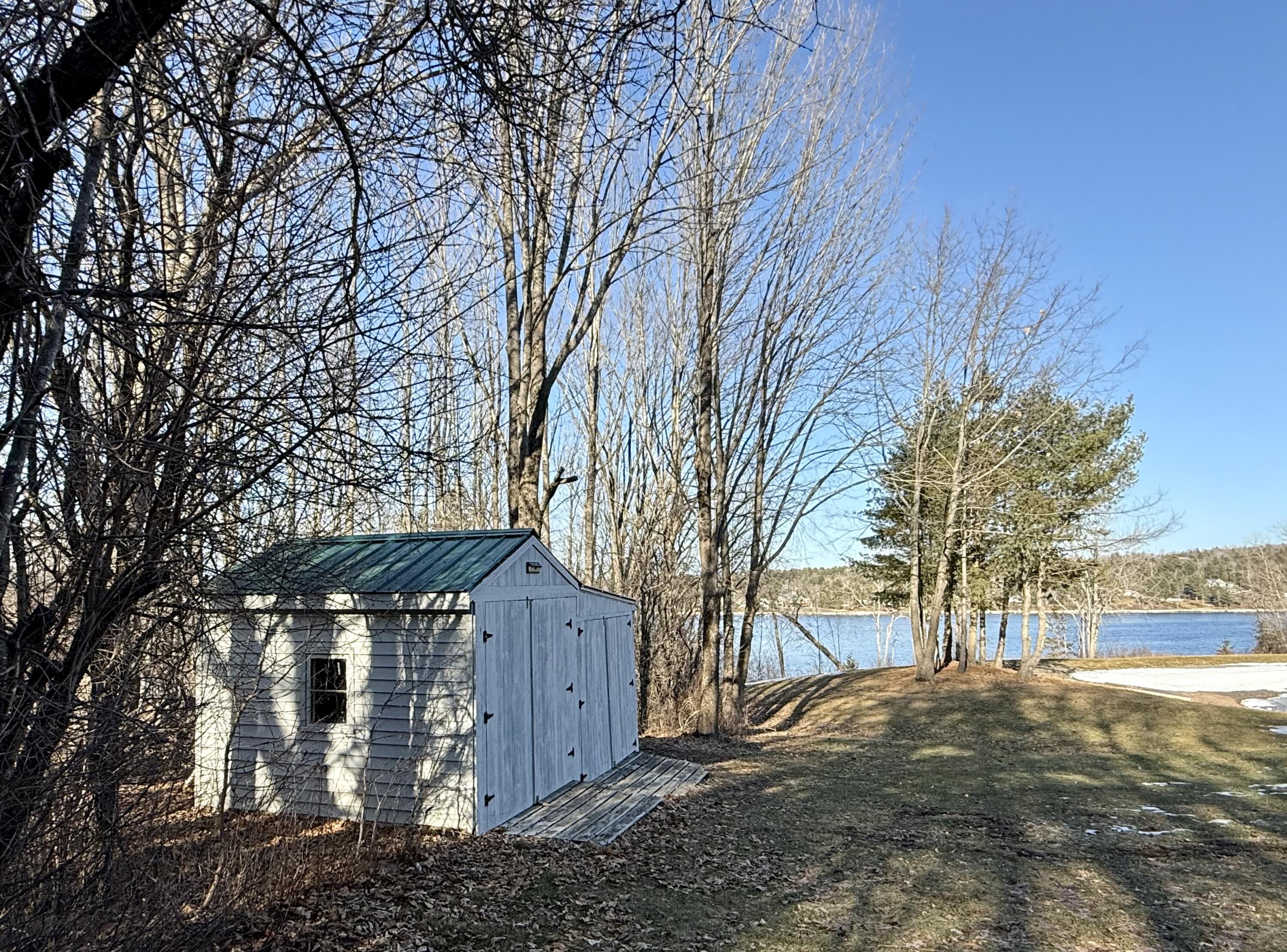 918 Main Street Calais ME 04619