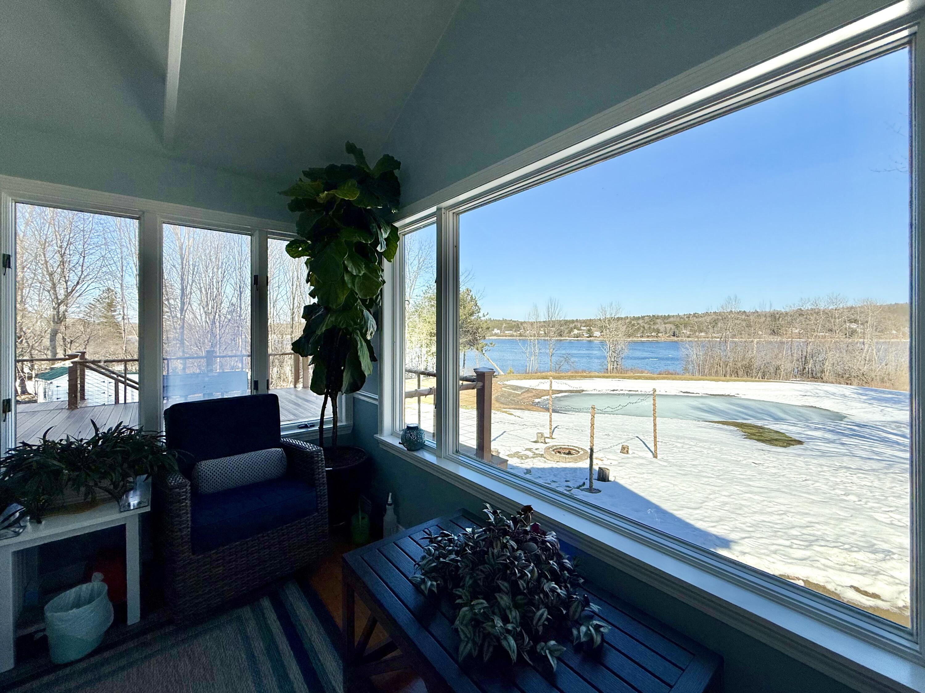 918 Main Street Calais ME 04619