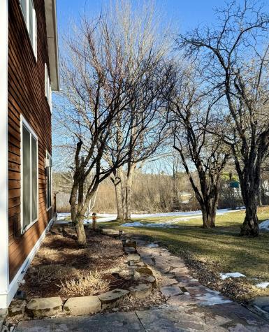 918 Main Street Calais ME 04619