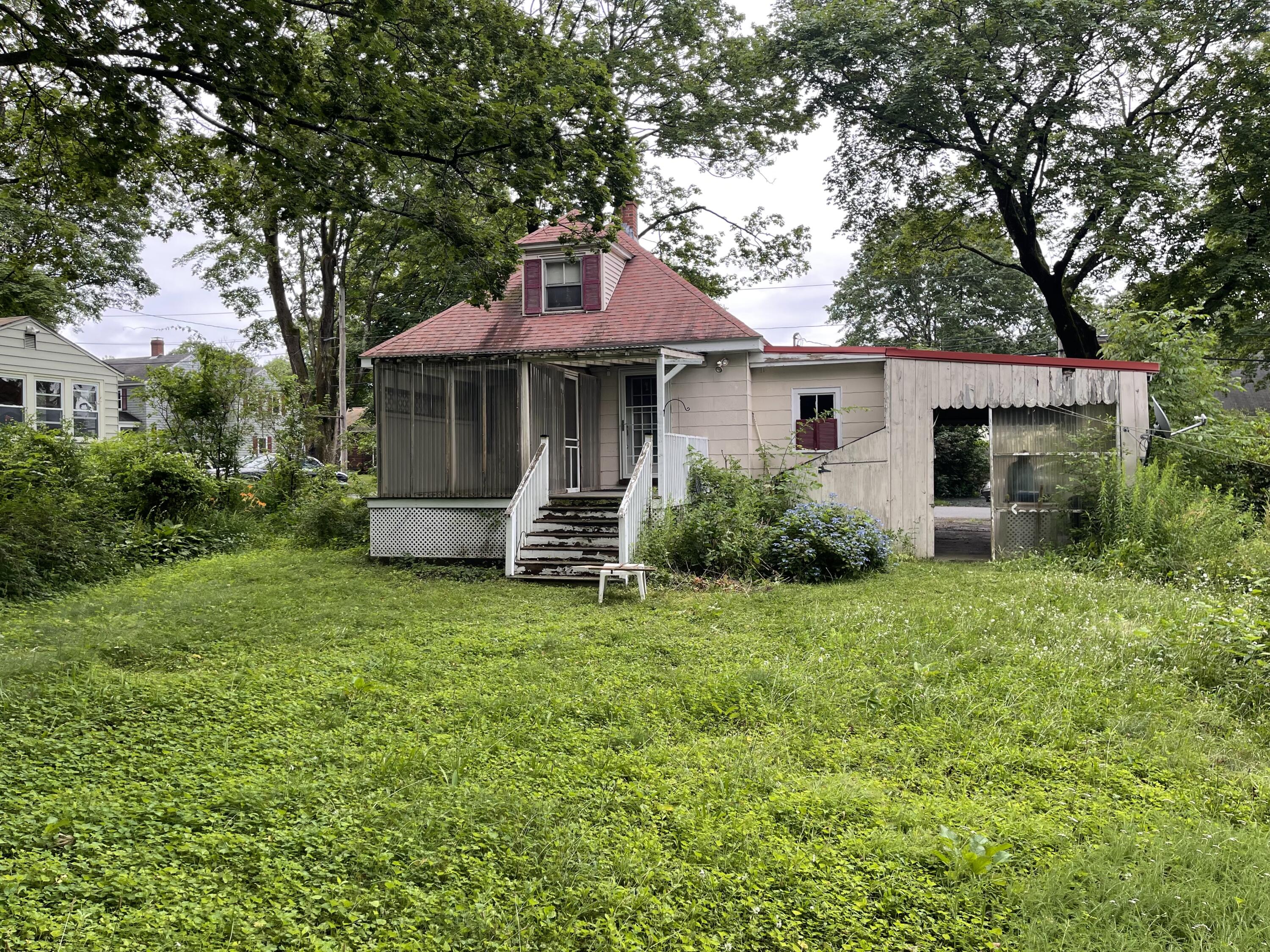 49 Belfort Street Portland ME 04103