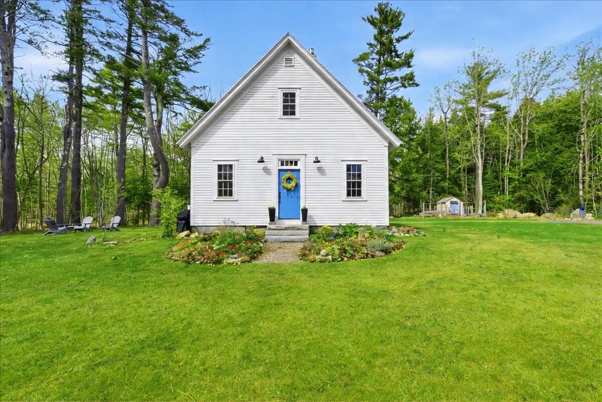 78 Collins Road Manchester ME 04351