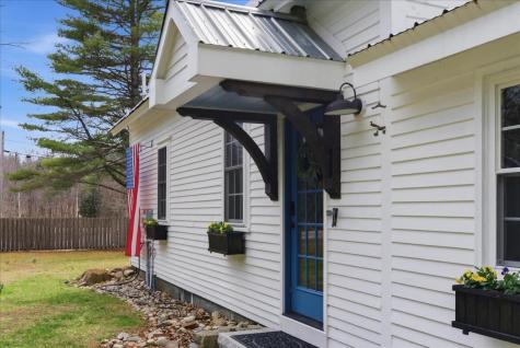 78 Collins Road Manchester ME 04351