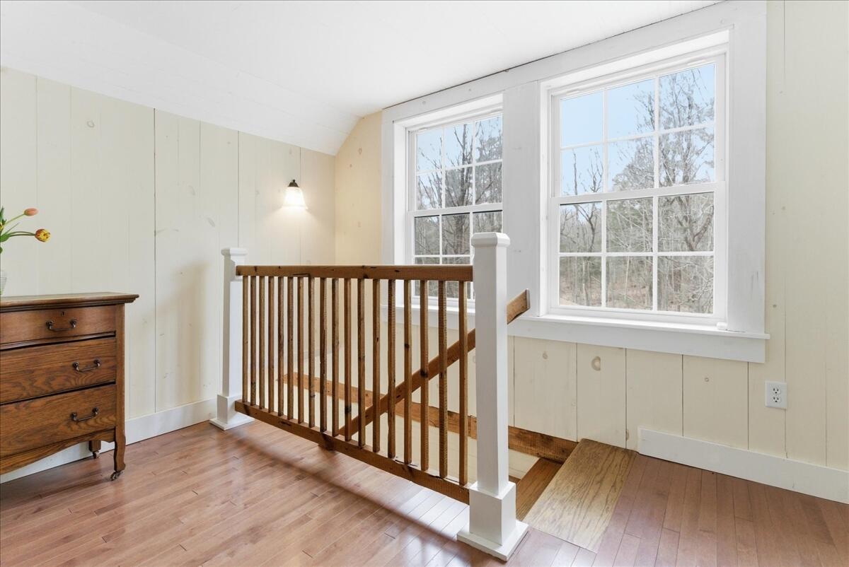 78 Collins Road Manchester ME 04351