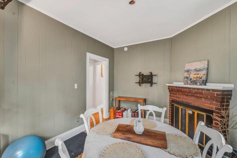 152 Lake Street Auburn ME 04210