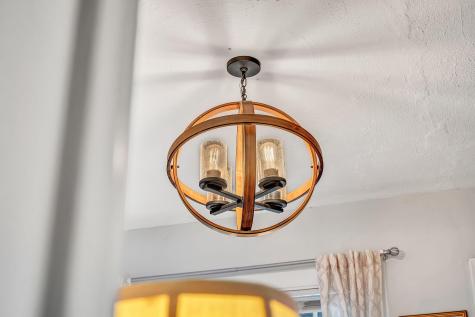 152 Lake Street Auburn ME 04210