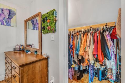 152 Lake Street Auburn ME 04210