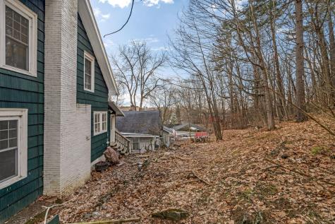 152 Lake Street Auburn ME 04210