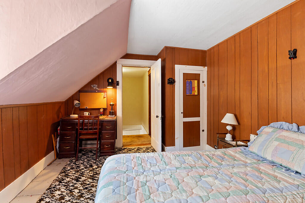 82 Quaker Hill Road Albion ME 04910