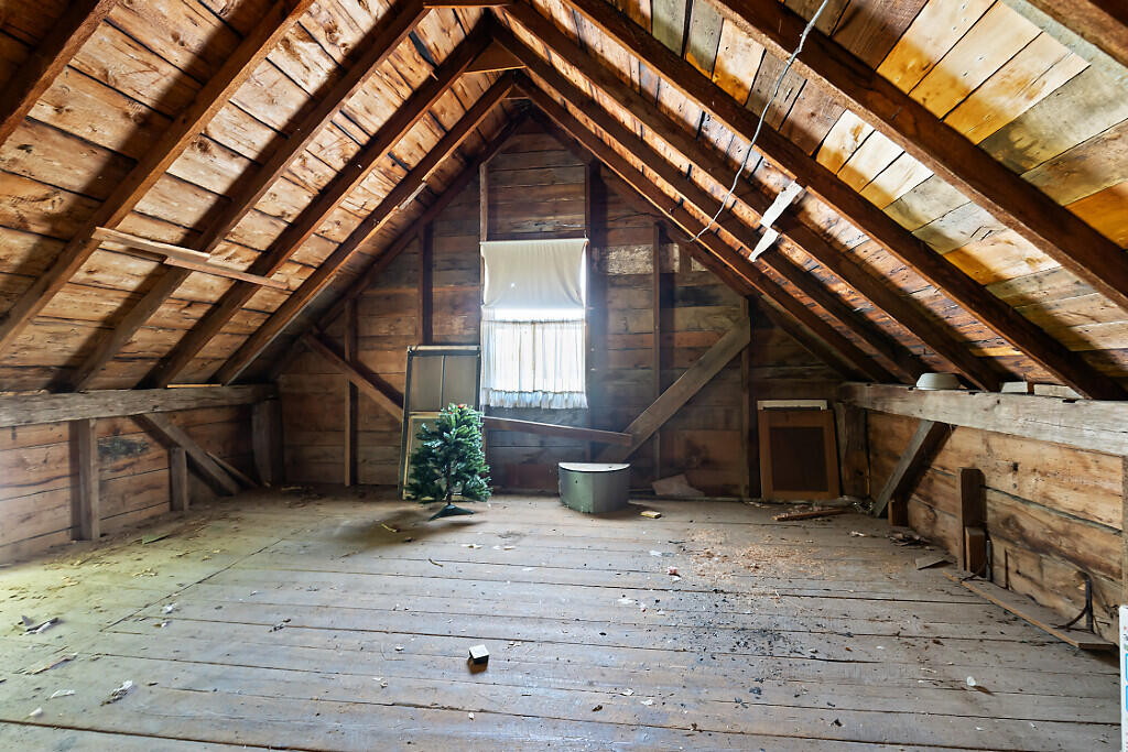 82 Quaker Hill Road Albion ME 04910